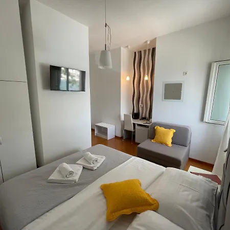 Jarula Guest house